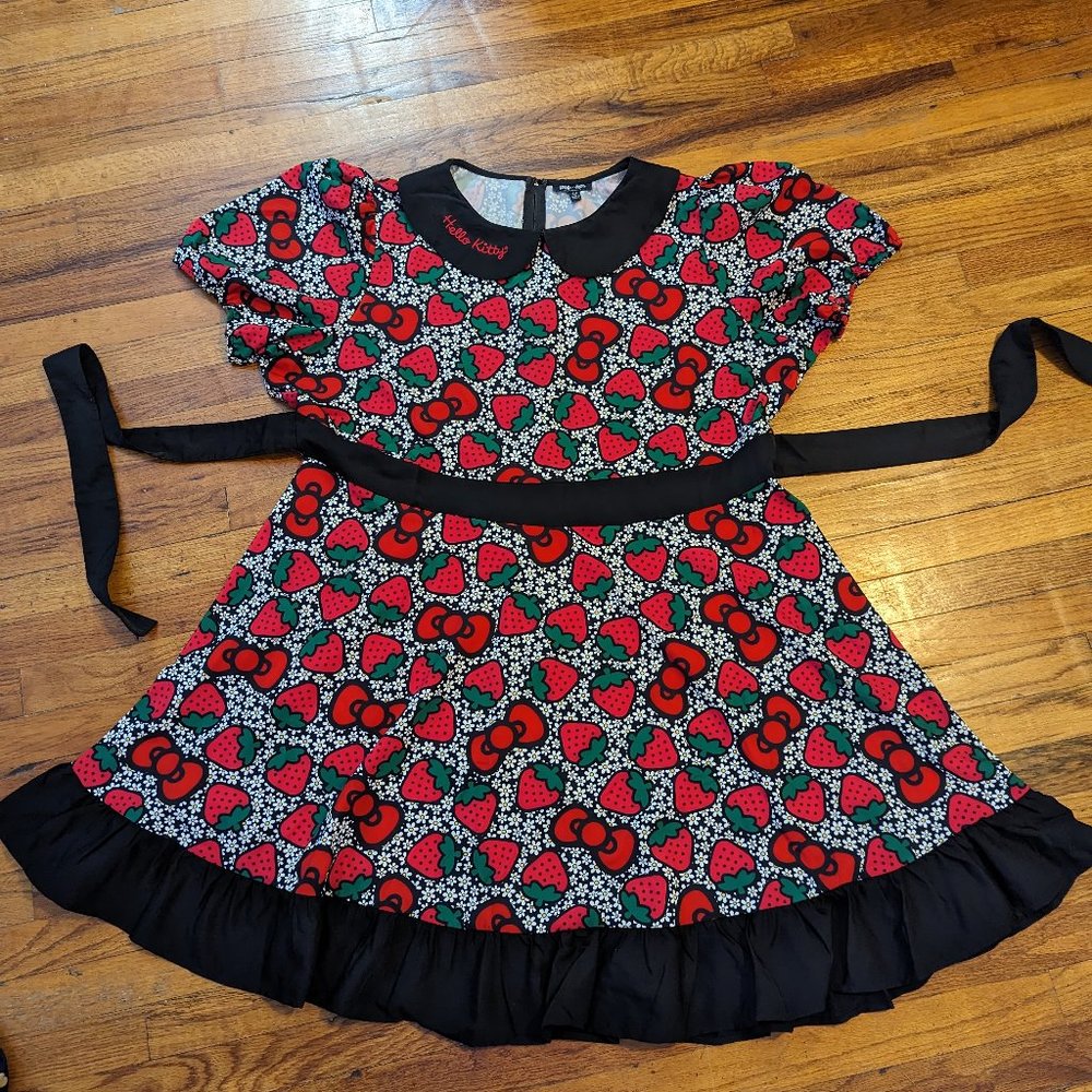 Smak Parlour Hello Kitty Black Dress with Strawberries and White Flowers 3XL